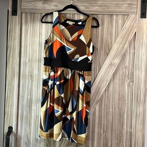 Michael Kors dress with Pockets! Cute summer dress with a flattering black waist